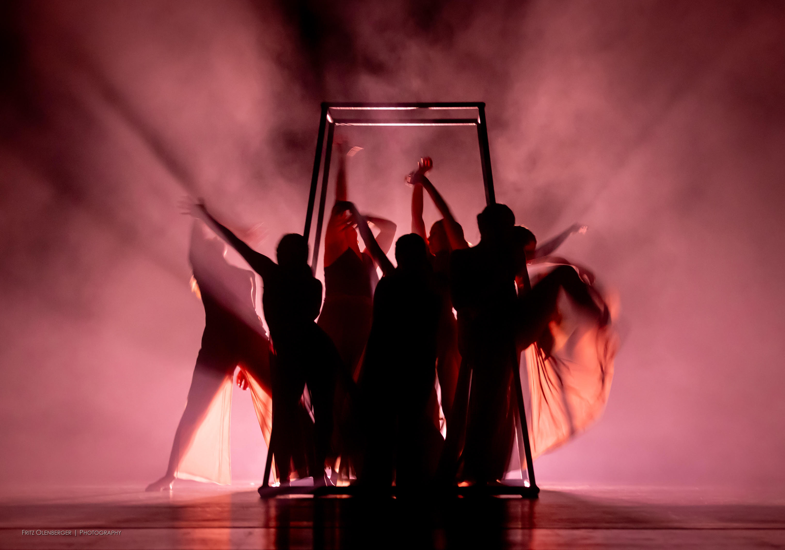 e·qua·nim·i·ty · performance photograph